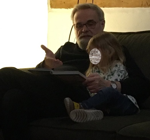 Opa mit Enkelin