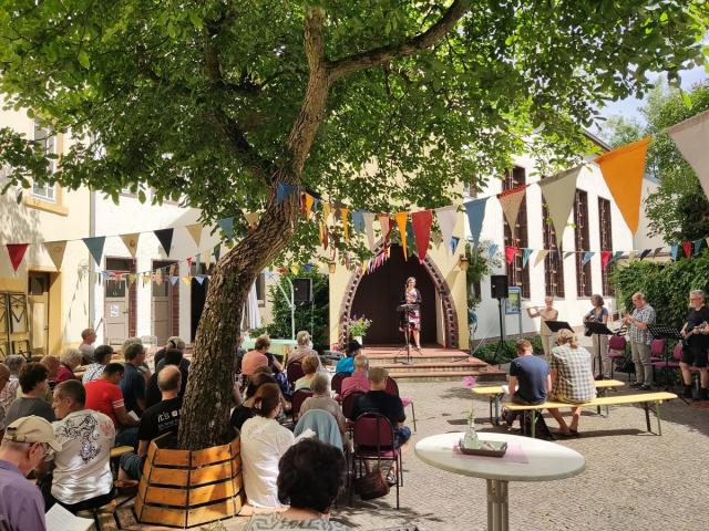 claudia hoffest 2025